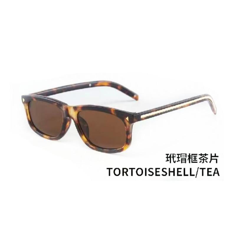 Square arrow sunglasses, new rice nail fashion sunglasses, anti-ultraviolet advanced European and American sunglasses
