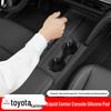 Силиконовый коврик для центральной консоли Toyota Camry 2024-2025 гг. Защита от царапин и декорация рычага переключения передач