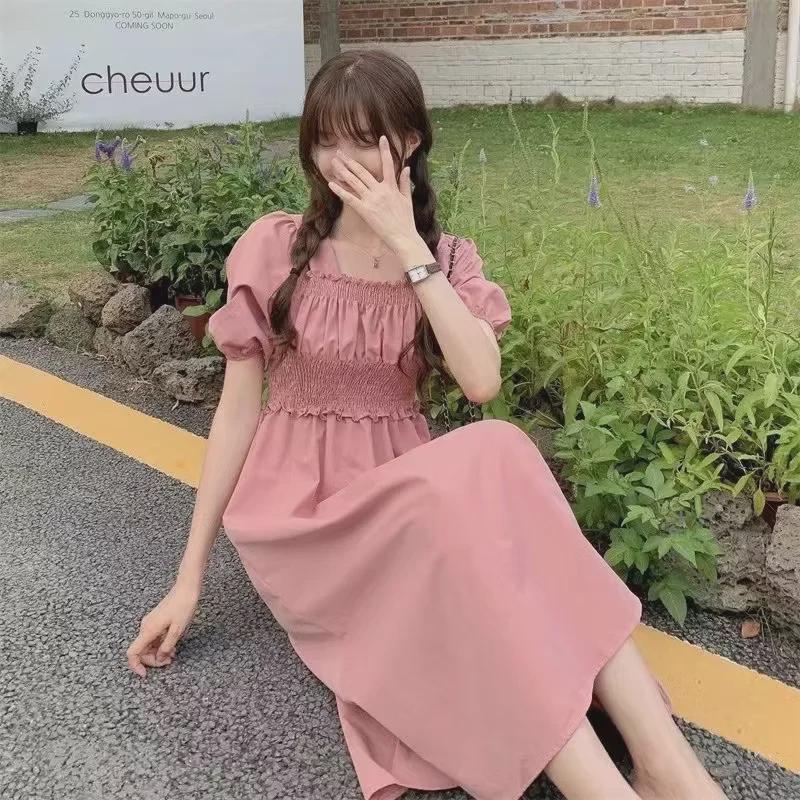 Женское шифоновое платье А-силуэта с вышивкой во французском стиле - тонкая талия, средняя длина, летний дизайн