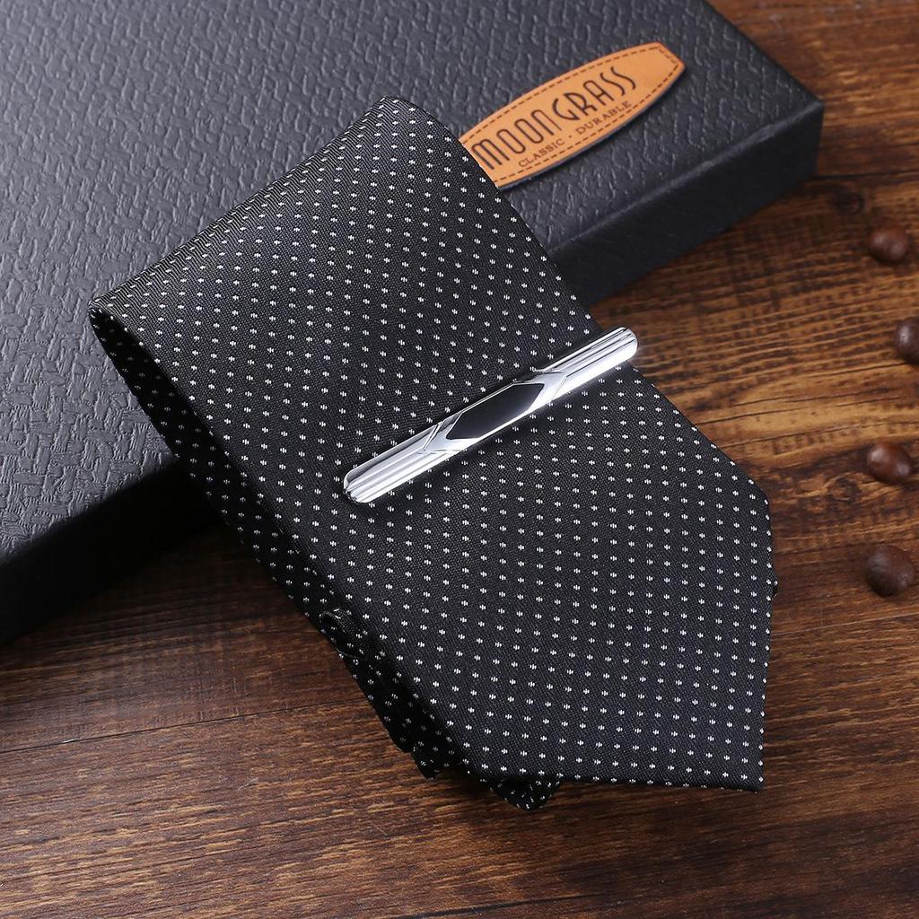 Роскошный подарочный набор: Ремень, Кошелек, Галстук, Кварцевые часы с большим циферблатом (Случайные запонки и галстук)