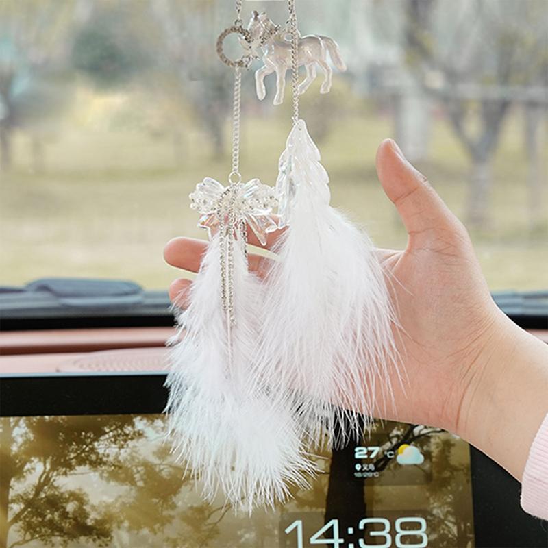 Rearview Mirrors Hangings Elegant Feather Keychain Pendant Lucky Decorative Suspending Ornaments Multifunctional Car Interior