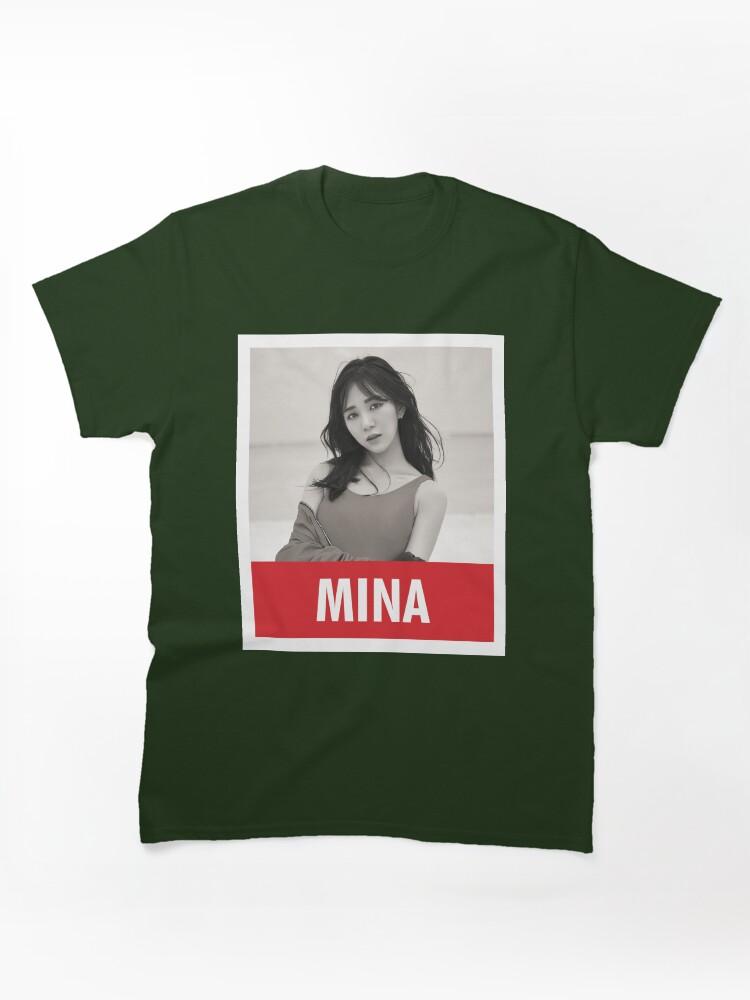 Mina the Hollower AOA - Mina Classic T-Shirt