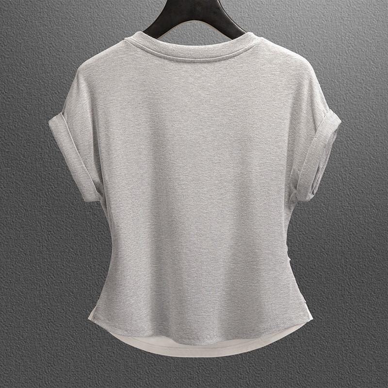 Тонкая футболка Sisbaisha с имитацией двух предметов и стразами
