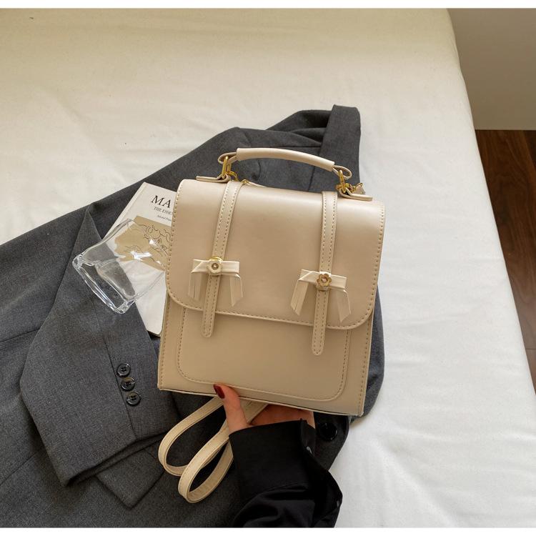 Versatile Backpack Bag Women's 2025 New Foreign Style Fashion Small Travel Bag High Sense Niche Retro Messenger Bag Tide