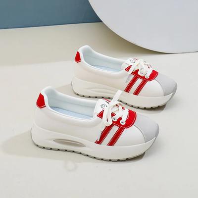 Модные белые кроссовки женские новые дышащие женские студенческие спортивные туфли увеличивающие рост повседневные туфли женские дизайнерские туфли