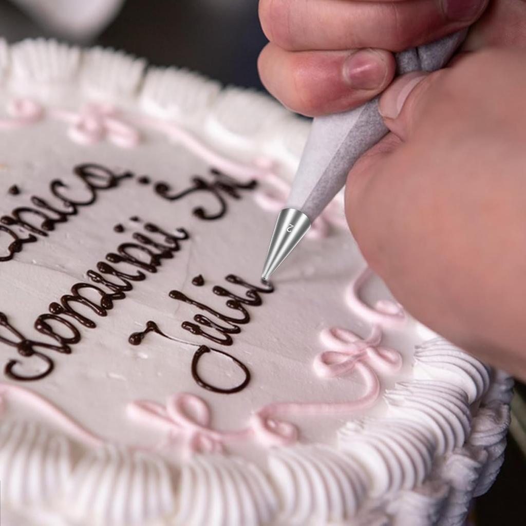 Jeffdad 7 Pcs Round Hole Piping Tips Set, Professional Stainless Steel Cupcake Frosting Nozzles Tool Russian Pastry Icing Dispensers Supplies for