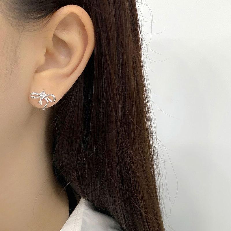 Серьги-бантики с квадратными бриллиантами, маленькие и высококачественные, милые серьги для темпераментных женщин, новый стиль