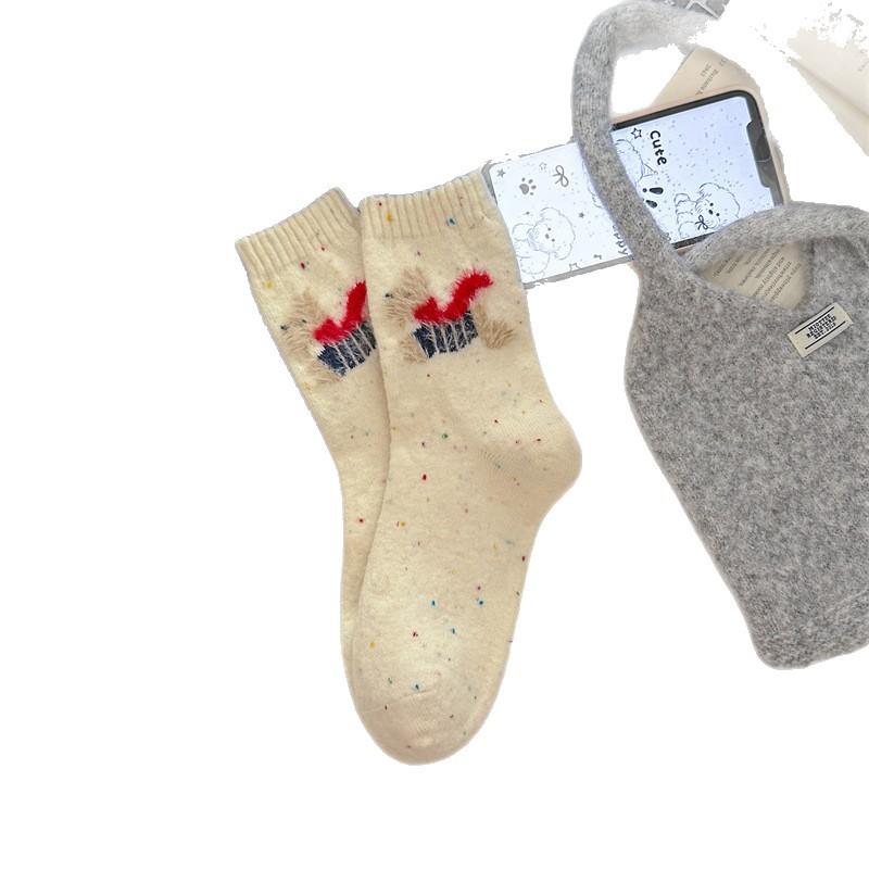 Осенне-зимние носки: Женские носки до середины икры, Утолщенный кашемир, Теплые и милые шерстяные носки, Серые длинные носки до икры для девочек