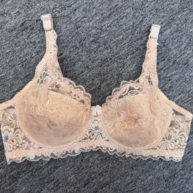 Russian lingerie sexy lace lingerie women gather up to adjust bra cover