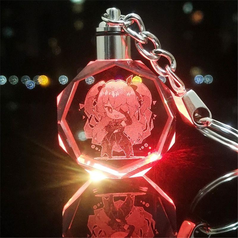 Элегантный кристальный брелок Genshin Impact с потрясающей светодиодной разноцветной подсветкой для всех случаев жизни