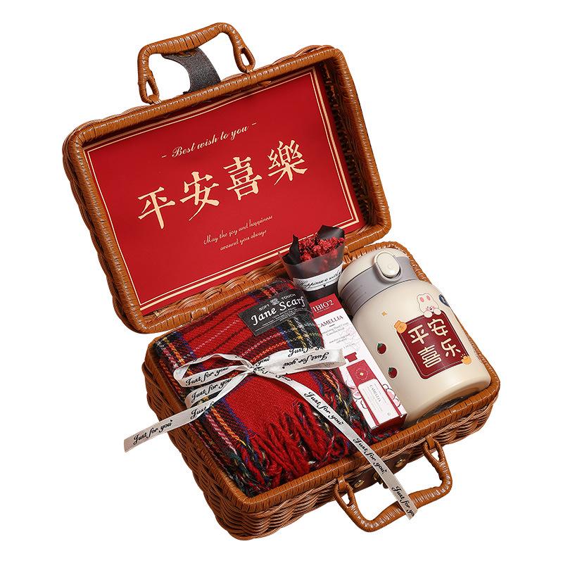 Подарочная коробка для шарфа высокого класса: Идеальный рождественский или подарок на день рождения для девушки