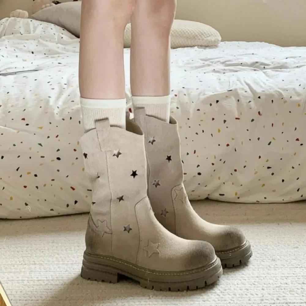 Звезды без застежек до середины икры сапоги ажурная платформа толстый каблук средний круглый носок женские туфли милые сапоги для отдыха для женщин