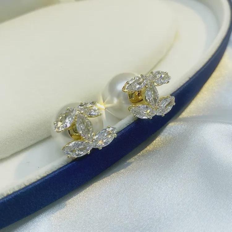 Элегантные зимние жемчужные серьги: Шикарный небольшой аромат с высококачественными серебряными иглами для женщин