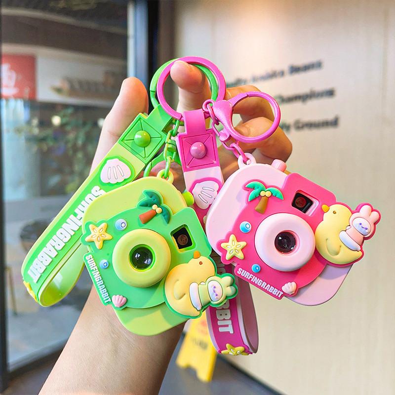 Lovely Light-up Projector Camera Keyring Decorative Cartoon Keychain Gift For All Occasions