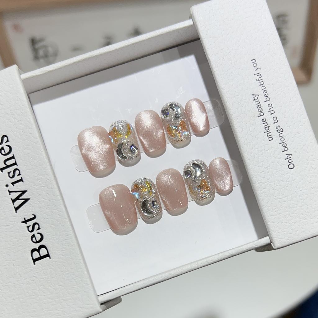 Daily Short Wear Armor Handmade Water-light Corrugated Cat Eye Nail Art Bursting and Broken Diamond Fake Nail Patch Removable Nail Patch