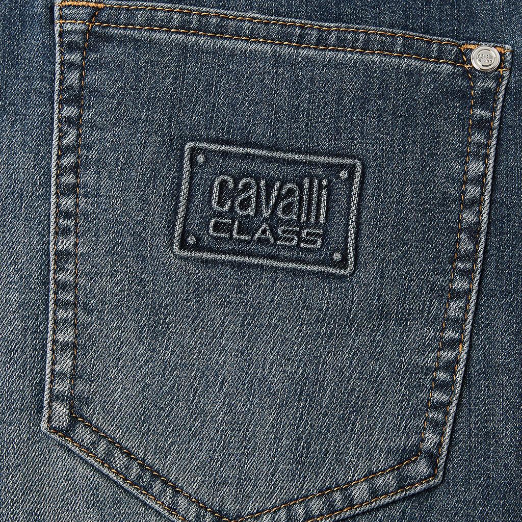 Classic and versatile men's washable jeans for spring wear