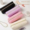 Вельветовый пенал в корейском стиле для женщин, большой вместимости, стильный внешний вид, универсальный для канцелярских принадлежностей или кистей для макияжа