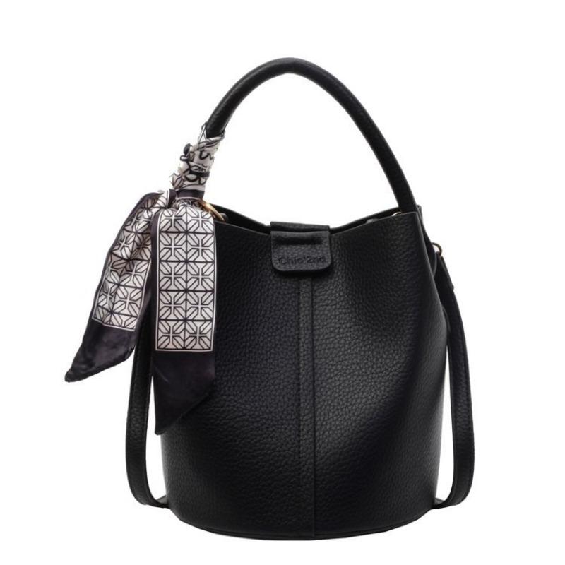 Изысканная и модная ручная сумка для женщин. Новинка 2024 года. Универсальная сумка-ведро в стиле вестерн с высококачественной и модной сумкой через плечо.