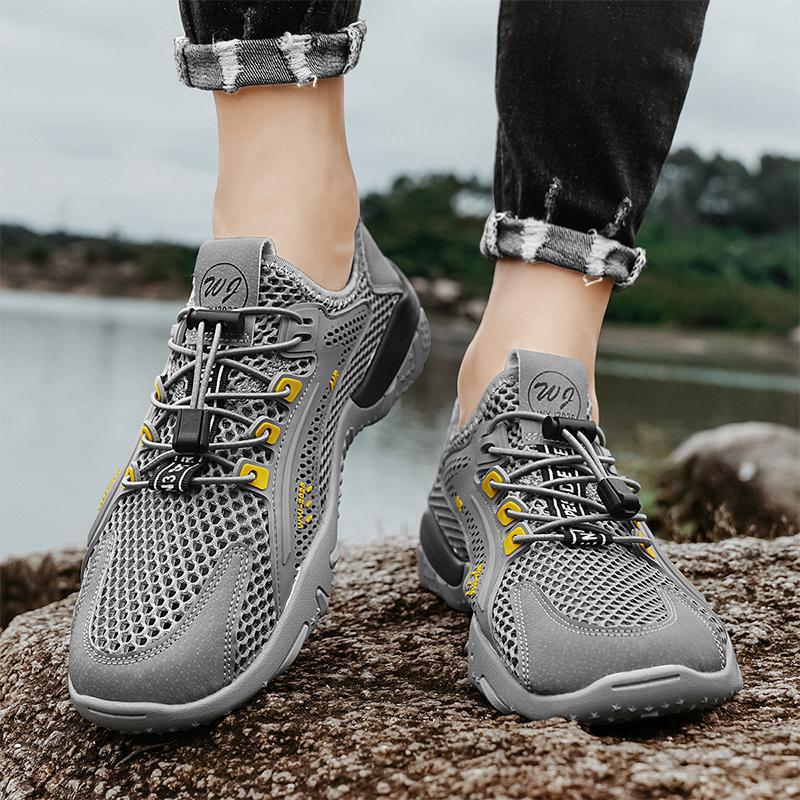 Fashion Men's Shoes 2025 Summer Breathable Mesh Outdoor Non-slip Light Walking Casual Trekking Hiking Sneakers Male Beach Wading Shoes