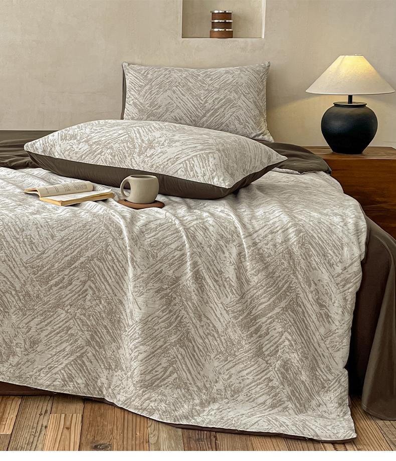 2026 new cotton A-class three-layer yarn washed cotton jacquard soybean summer quilt