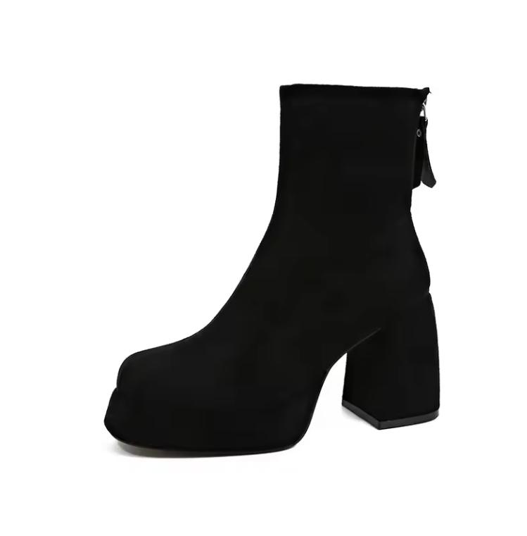 2026 Women's Fashion High-heeled Boots Winter New British Style Soft Sole Anti-slippery Versatile Keep Warm Leather Shoes