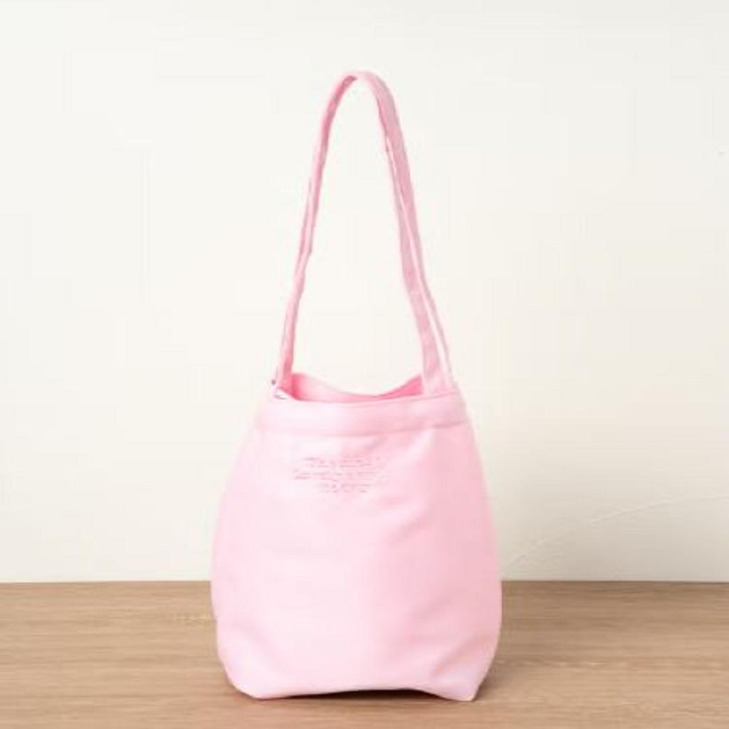 Daiso Вышитая сумка-тоут с точечным узором (розовый)