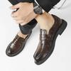 Модная мужская повседневная обувь Осень Кожаные лоферы Офисная обувь для мужчин Мокасины для вождения Удобные слипоны Вечерняя модная обувь для мужчин
