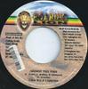 7-дюймовая пластинка COCOA TEA CAPLETON Adjust The Fire NONE Roaring Lion Re 2001 Ямайка Регги Ска Даб Б/у