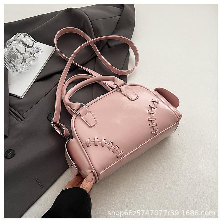 Niche Design Portable Bowling Bag Women's 2025 New Korean Version Versatile Messenger Bag Foreign Style Fashion Commuter Bag