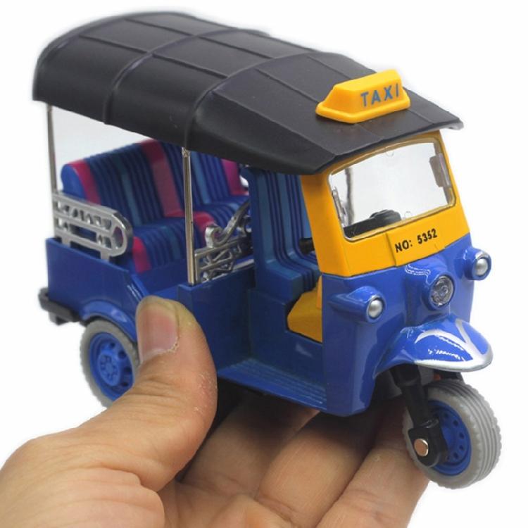 Cute Thai Tricycle Model Toy Alloy Tricycles Vehicle for Kids and Home Decoration with Vibranted Color and Alloy