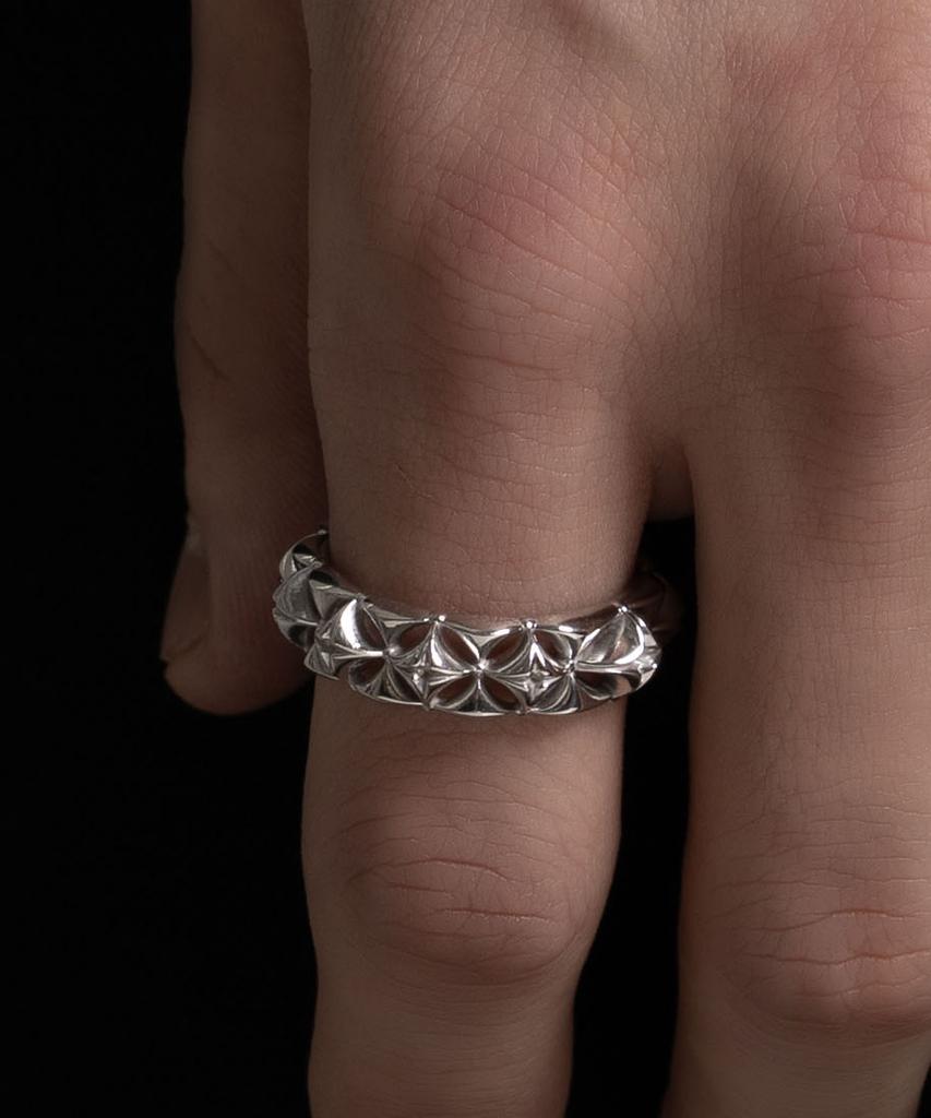 Vivus Ester White Gold Silver Ring