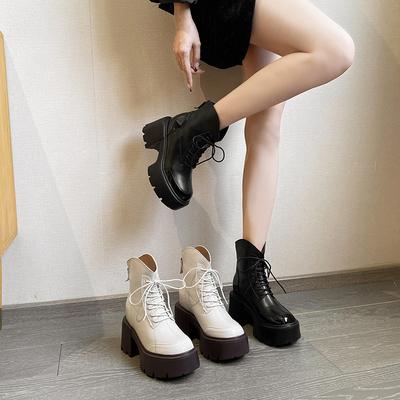 Внутренняя высота увеличена на 12 см, белые короткие ботинки, маленькие мужские ботинки на толстой подошве-маффин сейчас популярны, и сочетание цветов