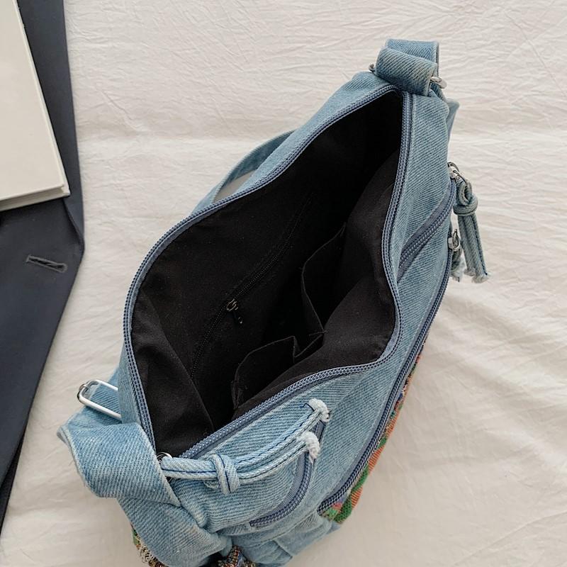 Винтажная джинсовая вышитая сумка-тоут женская большая вместительная на плечо