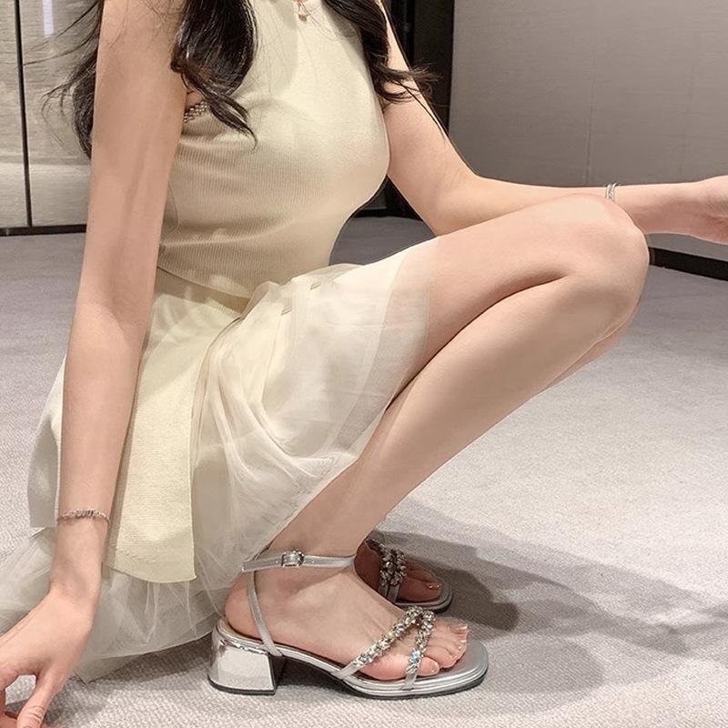 Су Иньинь Леденцовая Фея~ Летние Новые Однословные Сандалии Французские Стразы Открытый Носок Толстый Высокий Каблук Сандалии Женские