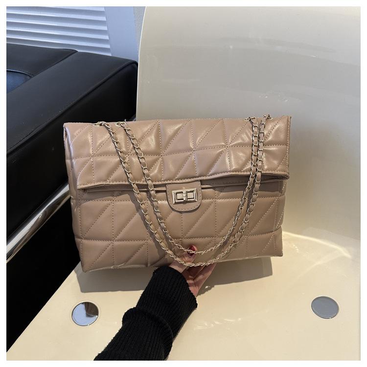 Large Capacity Diamond 2025 Simple New Fashion Chain Trendy Texture Single Shoulder Portable Crossbody Underarm Bag Women