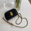 Мини-сумка на цепочке, новый нишевый дизайн, универсальная сумка через плечо в иностранном стиле, маленькая квадратная сумка