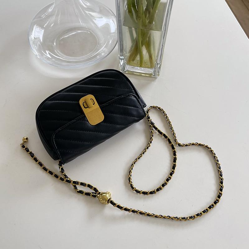 Мини-сумка на цепочке, новый нишевый дизайн, универсальная сумка через плечо в иностранном стиле, маленькая квадратная сумка