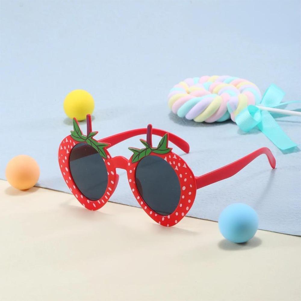 Fruit Design Funny Pineapple Sunglasses Trendy Beach Photo Glasses for Women & Men
