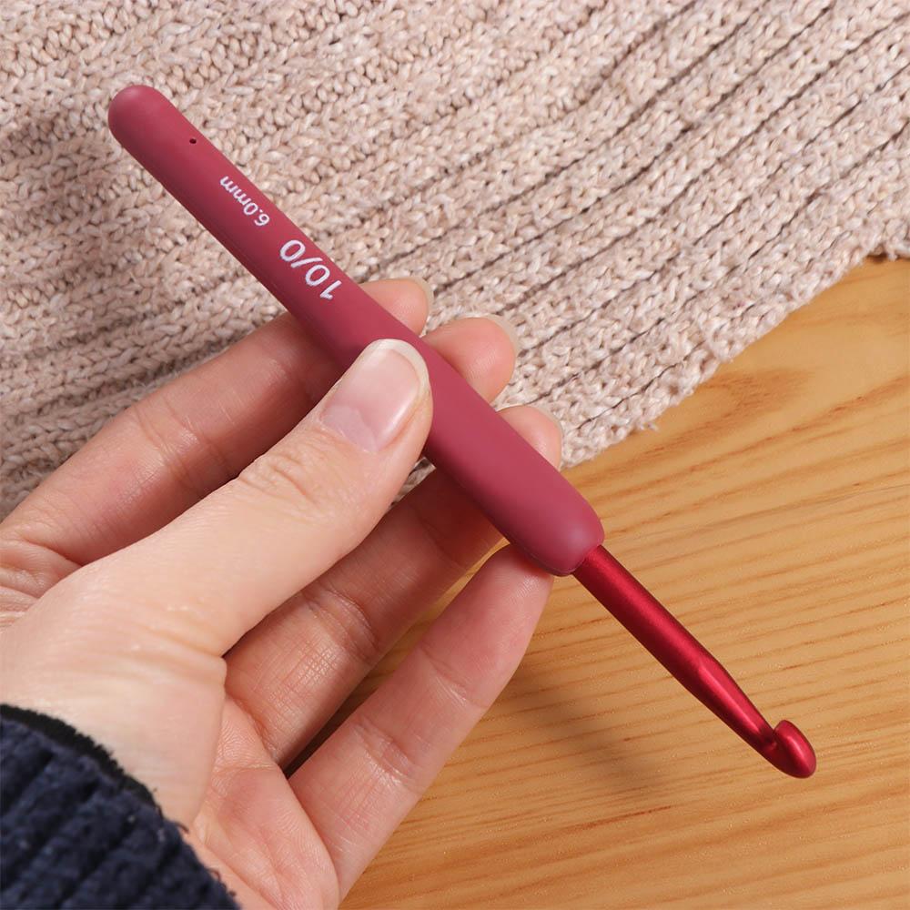 Cushioned Handles Red Soft Rubber Grip Premium Aluminum Knitting Needles Crochet Hooks Mom's Gift