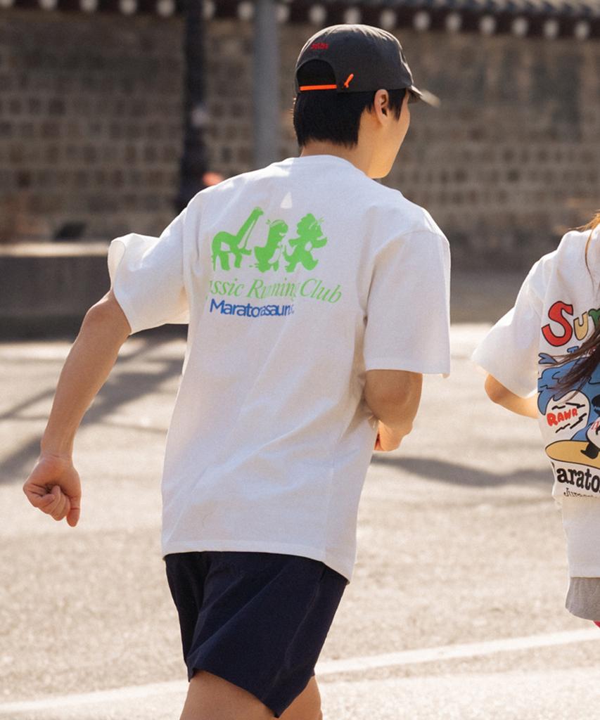 BIGWAVE COLLECTIVE Dinosaur Running Club Short Sleeve T-Shirt (Off-White)