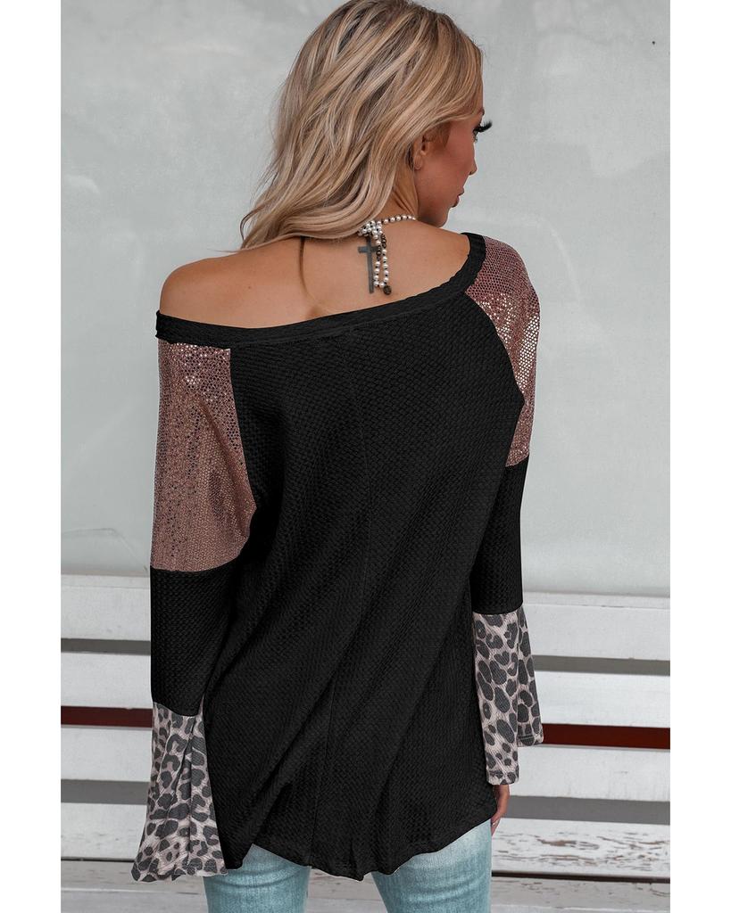 Azura Exchange Черный топ-туника с V-образным вырезом и рукавами-колокольчиками, украшенный пайетками в стиле пэчворк