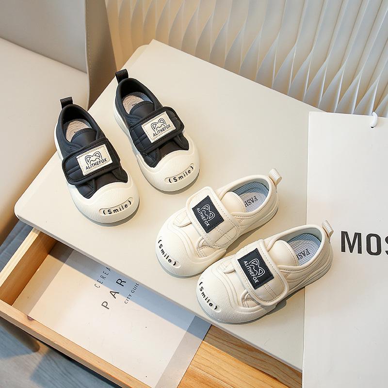 Повседневные низкие кеды для девочек - осень 2023 г., новый стиль, мягкая нескользящая подошва, модная спортивная обувь для маленьких девочек