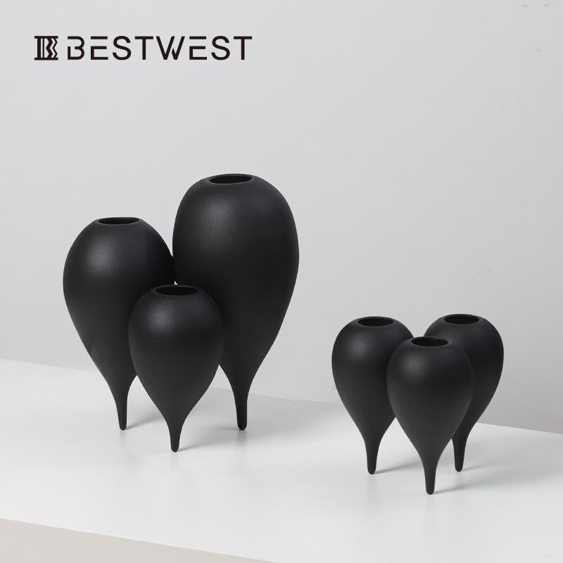 Мягкие пузырьковые украшения Bosi Home — ваза-качалка небольшого диаметра с высоким горлом и легким пузиком.