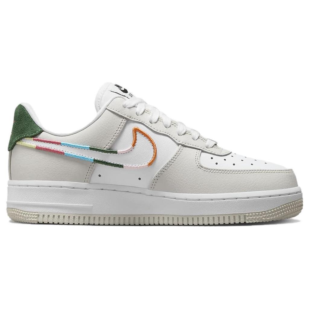 Nike Air Force 1 07 SE All Petals United Женские кроссовки Бело-зеленый Глиняно-серый FN8924-111