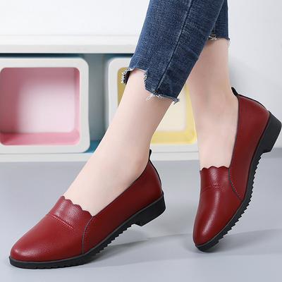 Весна Новые Большие размеры Кожаные Женские Туфли Для Мам Среднего Возраста Мягкая Подошва Плоские Повседневные Туфли Женские Рабочие Туфли Женские