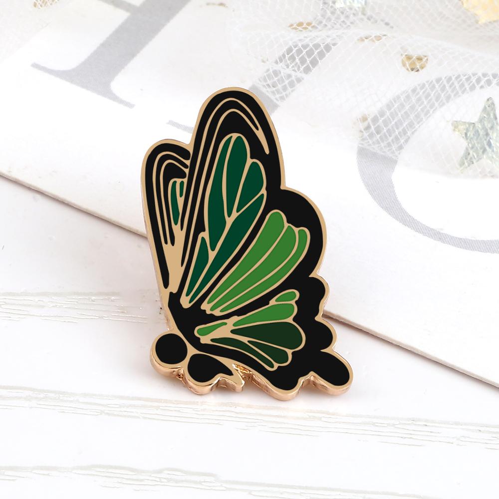 Small Retro Insect Butterfly Lapel Pins Cartoon Moon Phase Moth Brooch Cute Exquisite Enamel Badge Bag Accessories Gifts Jewelry
