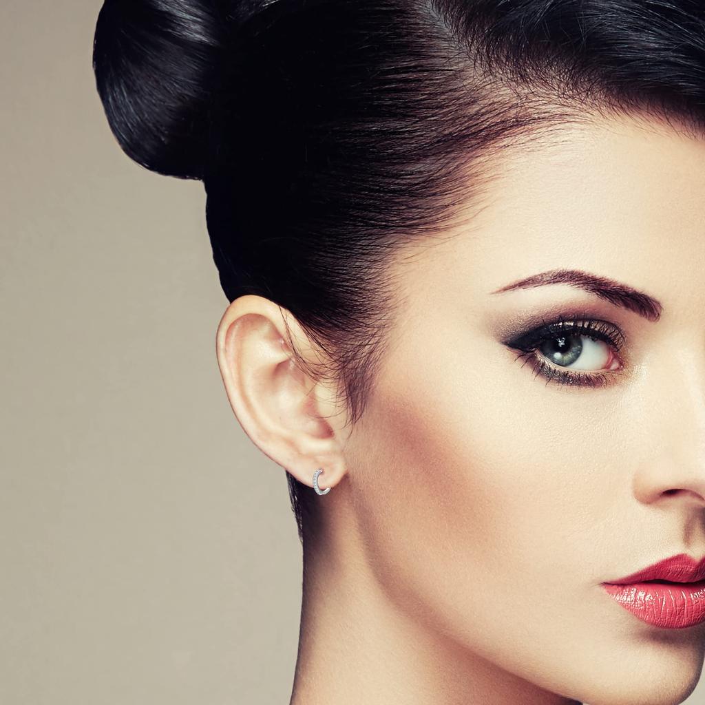 LeCalla Серьги-кольца Huggie Hoop из стерлингового серебра 925 пробы с мелкими бриллиантами для девочки-подростка