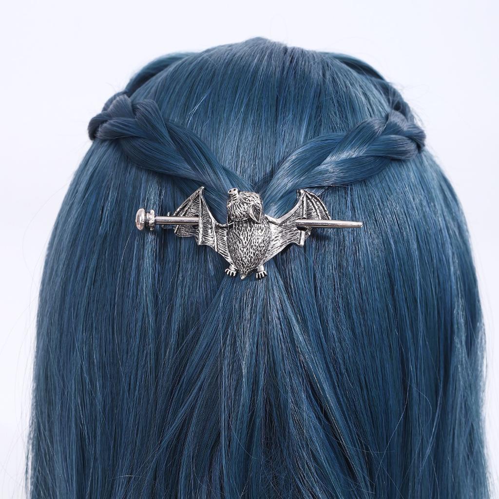 1pc Exquisite Vintage Silver Hairpin Bat Detailed Gothic Animal Dark Style Unique Statement Jewelry Alternative Fashion Peculiar