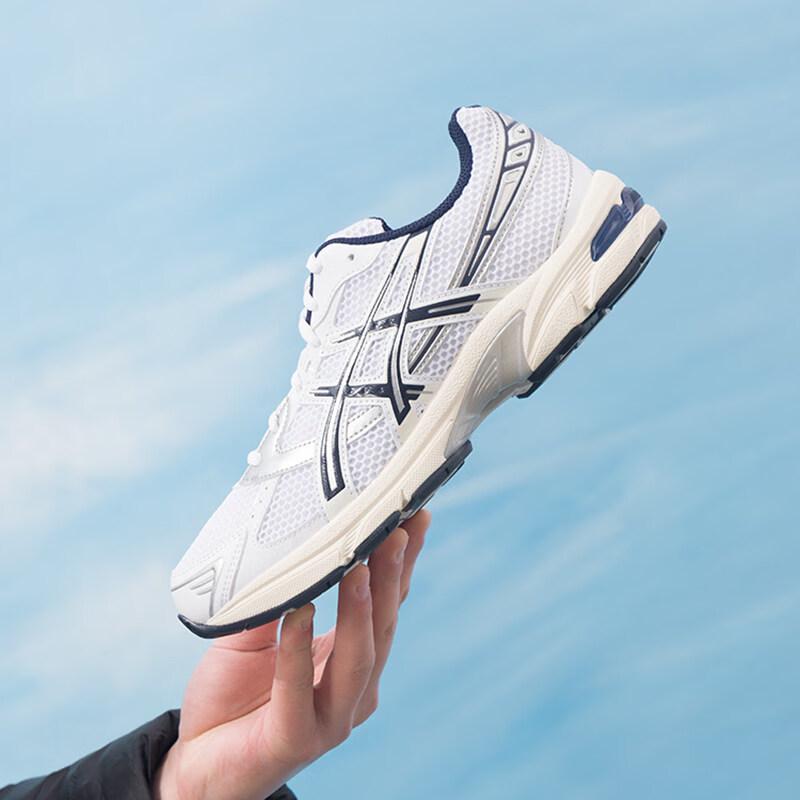 Asics Женские всесезонные беговые кроссовки 1202A164-110