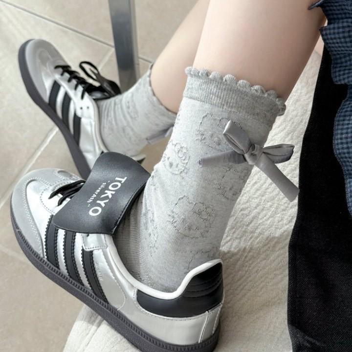 Early Autumn Embossed Cat Bow Mid-Calf Ballet Style Women's Socks